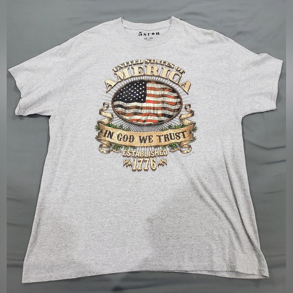 AMERICA In God We Trust shirt ☆ mens XL ☆ short sleeve